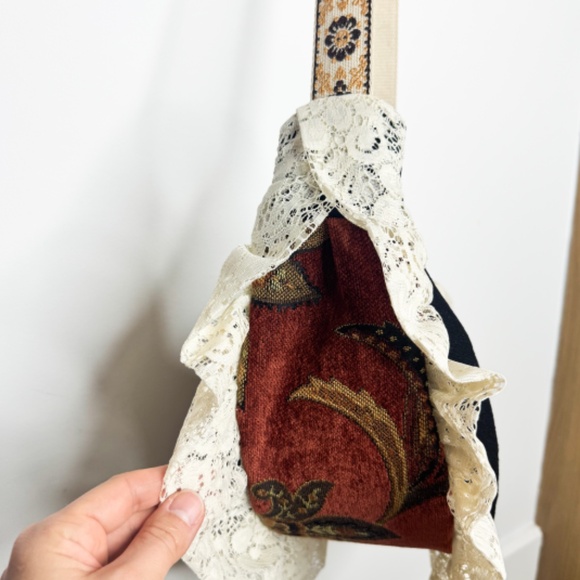 Handmade Upcycled Boho Crossbody Crescent Bag with Lace - Picture 2 of 5